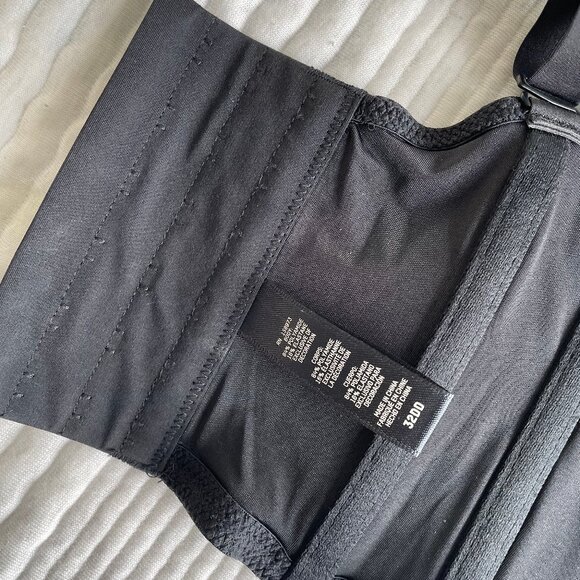 Skims Demi Corset Bra 32DD, black - Picture 8 of 8